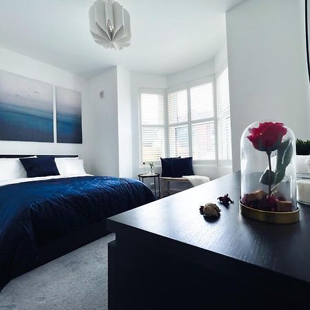Stylish 3 Bed Flat With Garden Apartment London Exterior photo