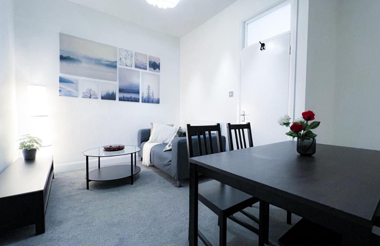 Stylish 3 Bed Flat With Garden Apartment London Exterior photo