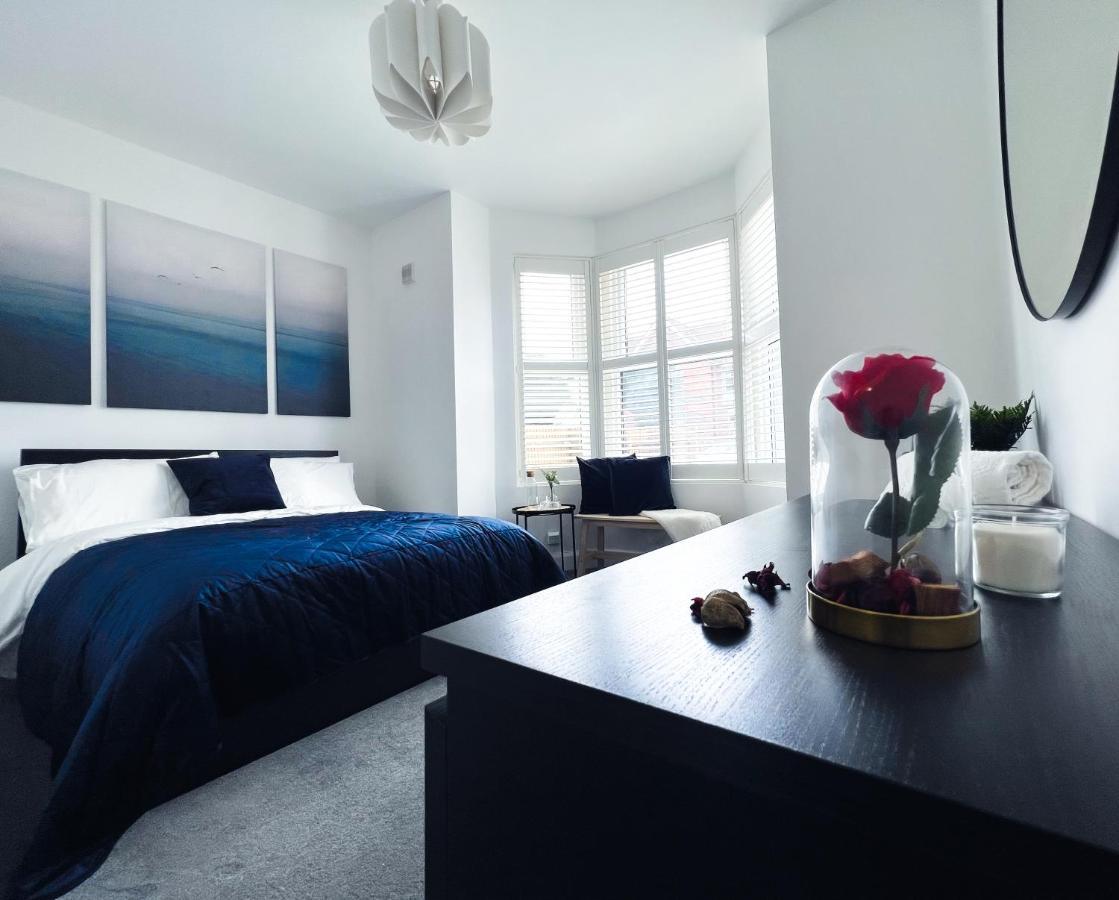 Stylish 3 Bed Flat With Garden Apartment London Exterior photo