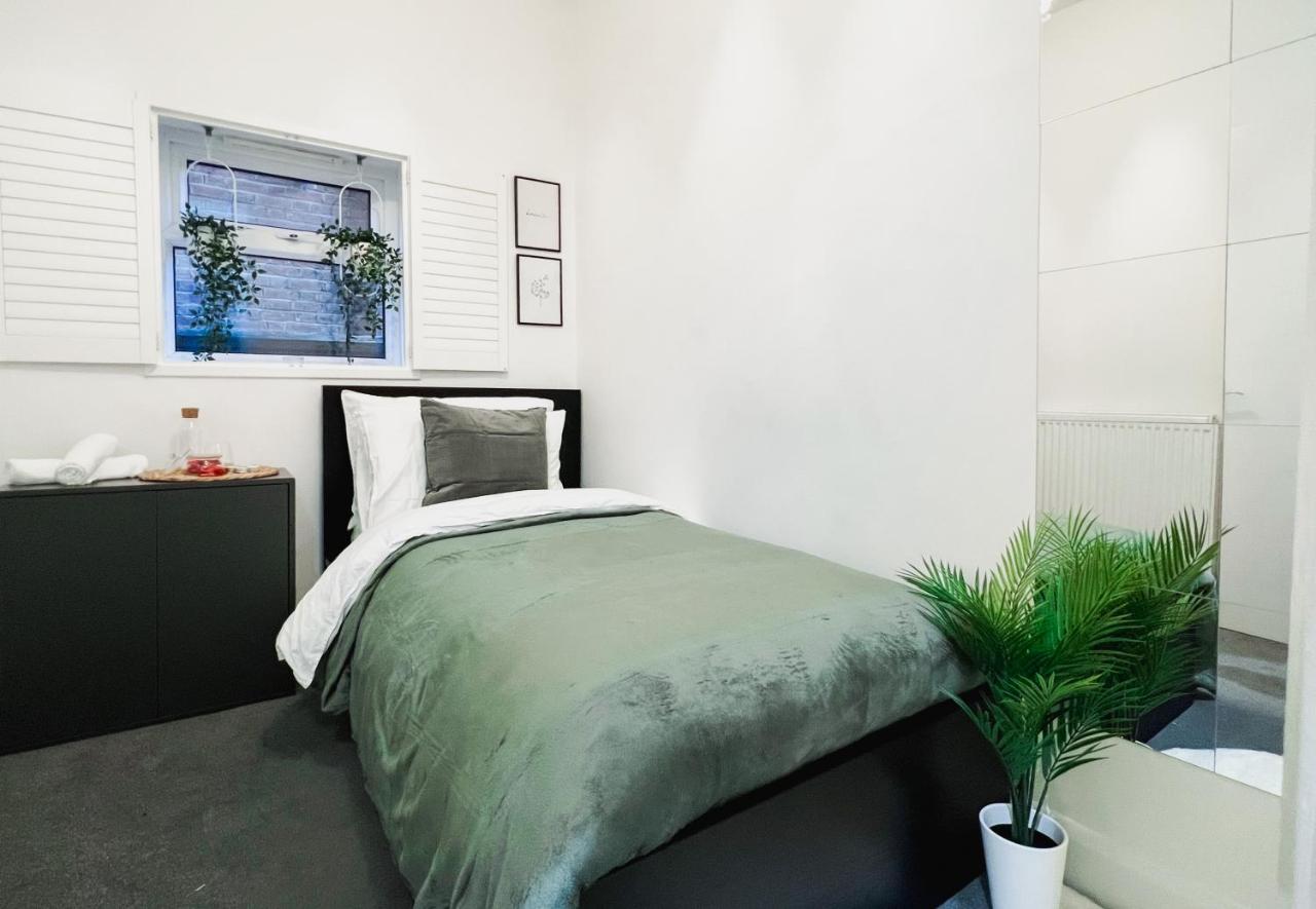 Stylish 3 Bed Flat With Garden Apartment London Exterior photo