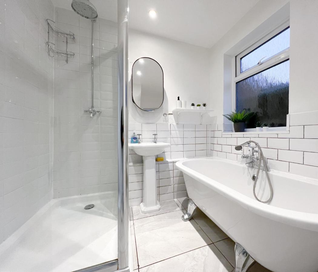 Stylish 3 Bed Flat With Garden Apartment London Exterior photo